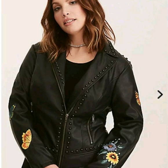 *SOLD* New! 3x Torrid Floral Studded Jacket - Picture 3 of 8